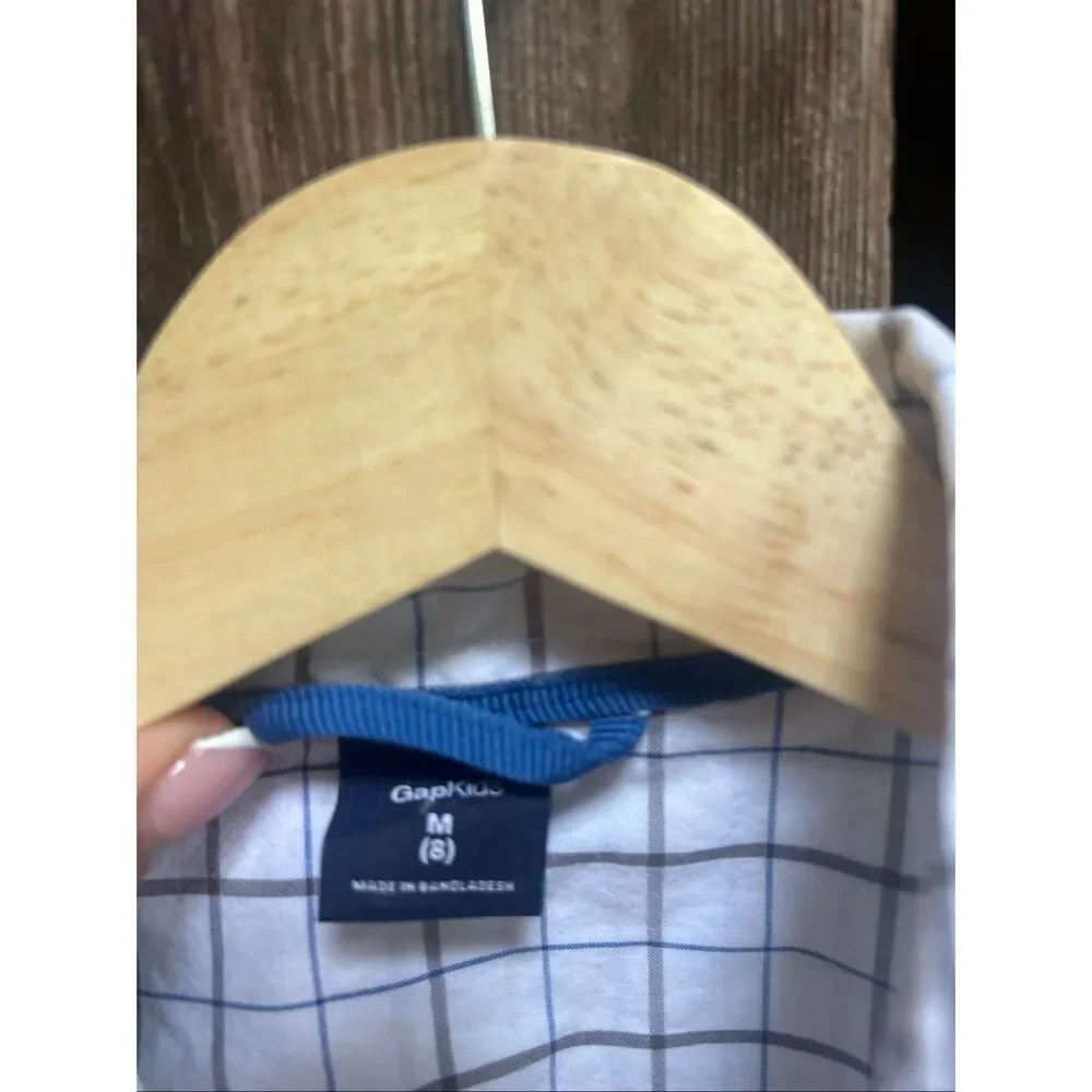Gap Kids Boys Botton Down Shirt size 8